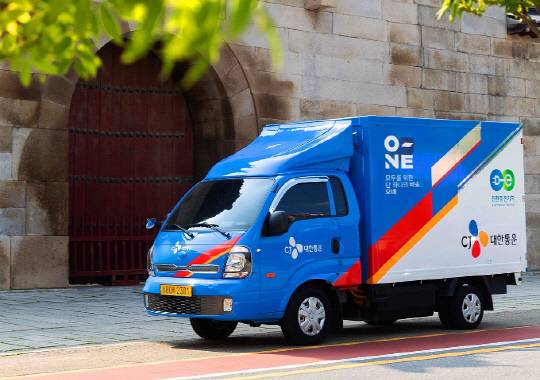 CJ대한통운 택배차량. CJ대한통운 제공