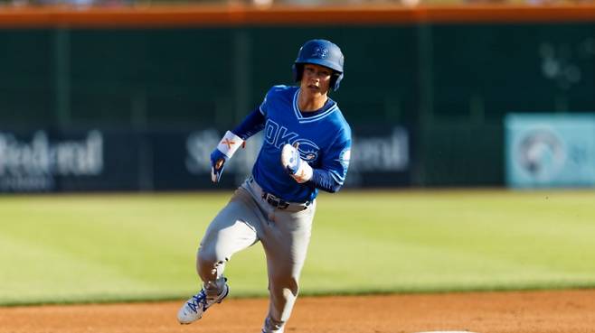 김혜성이 시즌 4호 홈런을 포함 멀티히트로 활약했다. 사진은 2025시즌 LA다저스 산하 트리플A팀 오클라호마시티 코메츠에서 활약 중인 김혜성의 모습. /사진=MILB닷컵 캡처