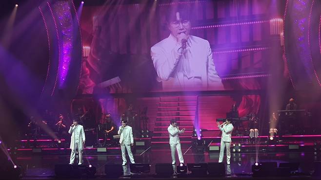 '부산갈매기' 떼창까지..김용빈·손빈아·천록담·춘길·최재명·추혁진 '미스터트롯3' 전국투어 부산 콘서트 성료