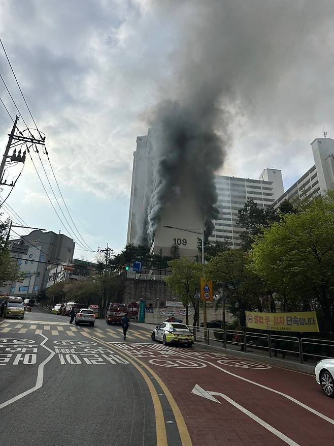 서울 관악구 봉천동 화재 [독자 제공]