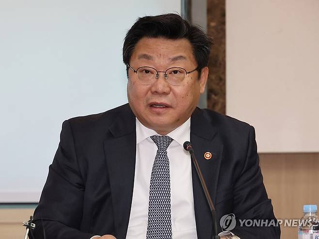 발언하는 주형환 저고위 부위원장 [연합뉴스 자료사진]