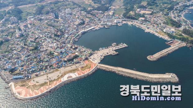경주시 감포항 전경. 오는 4월 25일부터 28일까지 항만 일대에서는 '감포항 100년 기념행사'가 개최된다. 사진=경주시 제공