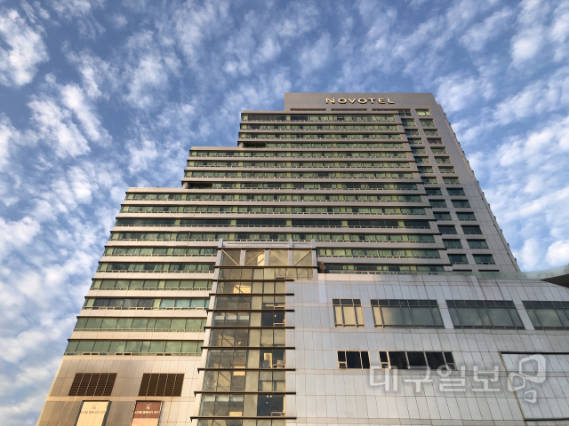 옛 '노보텔 앰배서더 대구'가 입주했던 대구 중구 공평동 대구시티센터. 대구일보 DB