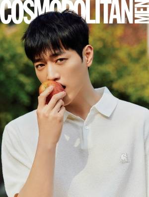 〈사진=코스모폴리탄〉