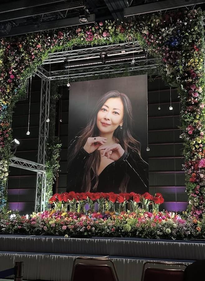 故 나카야마 미호. 김재욱 인스타그램.