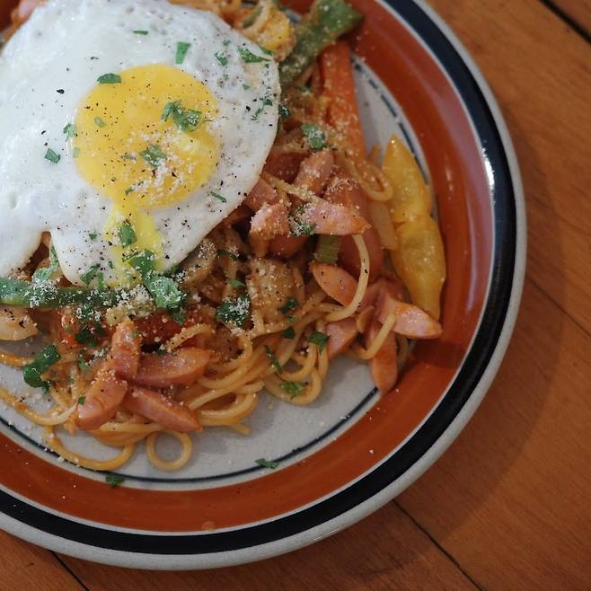 인스타그램 @cafe_ekorre