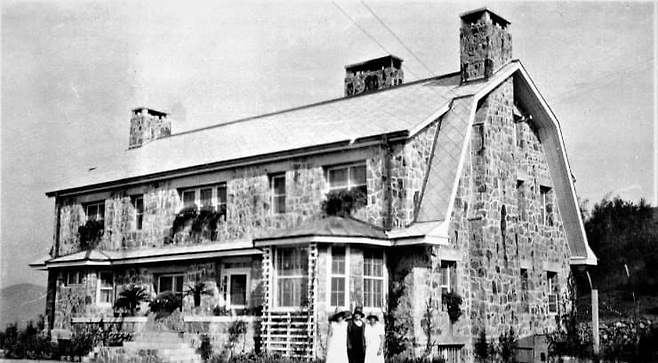 a14b08ad0826b45cbe342549565dc6f12a7a96a9a741a8987eacd0fd918c5122b6fa6a 윌스미스 영상 AI 수준 2년 전 VS 지금