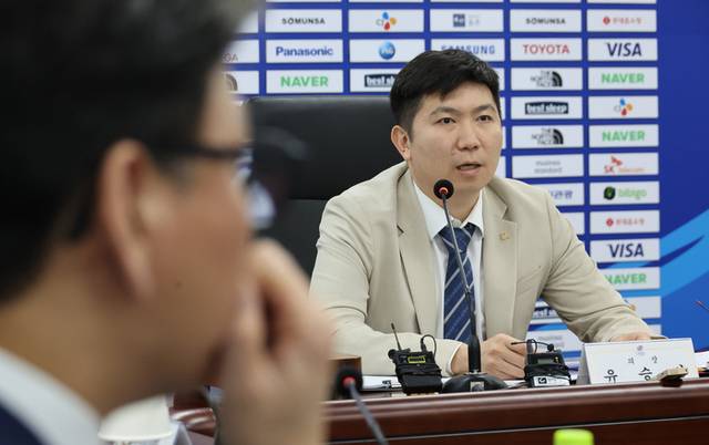 ▲ 22일 서울 송파구 올림픽회관에서 열린 제2차 대한체육회 이사회에서 유승민 대한체육회장이 발언하고 있다. 연합뉴스