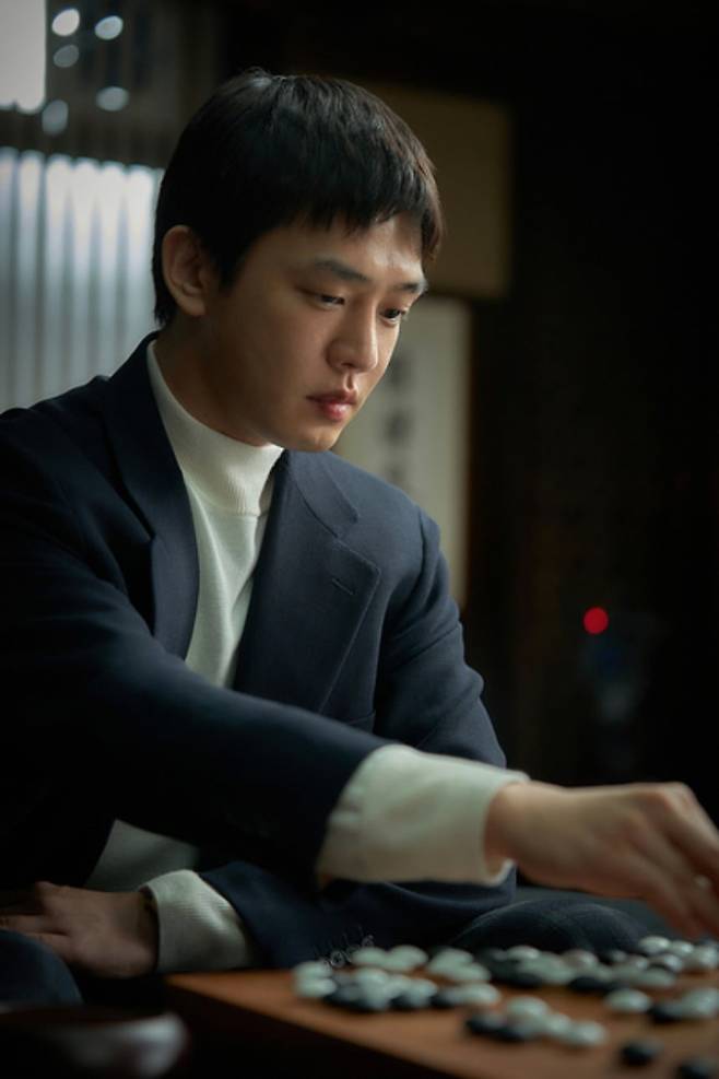 영화 '승부'서 이창호 국수 역을 맡은 유아인 /사진=kmdb