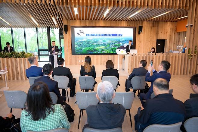 문화콘텐츠산업 교류행사에서 시 관계자가 인사말씀을 하고 있다. 순천시 제공