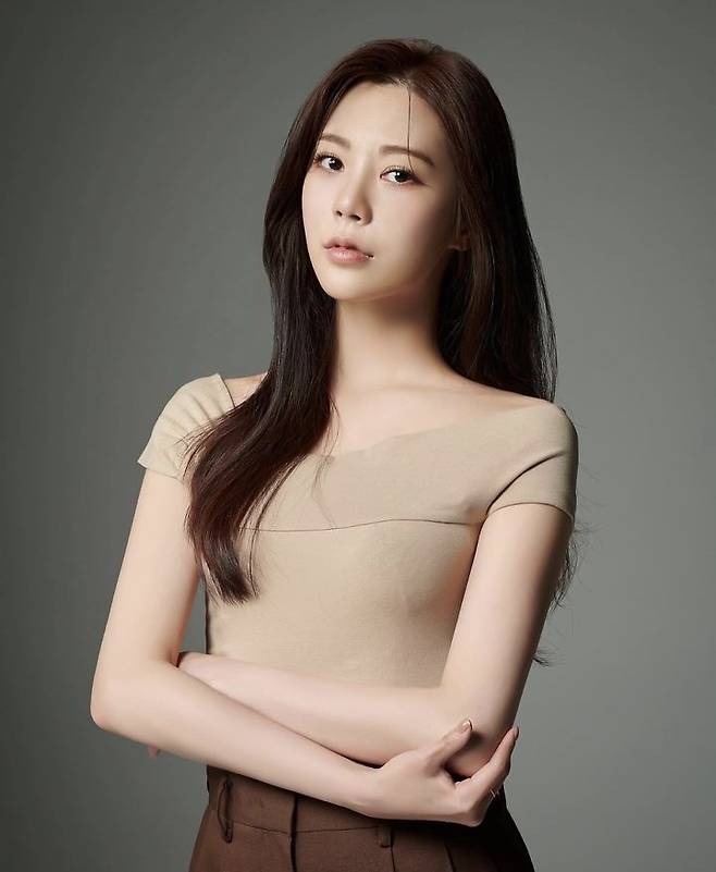 [서울=뉴시스] 리지. (사진=리지 인스타그램 캡처) 2025.04.22. photo@newsis.com *재판매 및 DB 금지