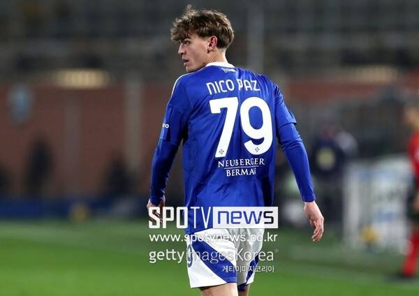 ▲ 아르헨티나 신성으로 불리는 이탈리아 세리에A 꼬모의 니코 파스가 함께 뛰고 싶은 선수로 FC바르셀로나 라민 야말을 꼽았다.