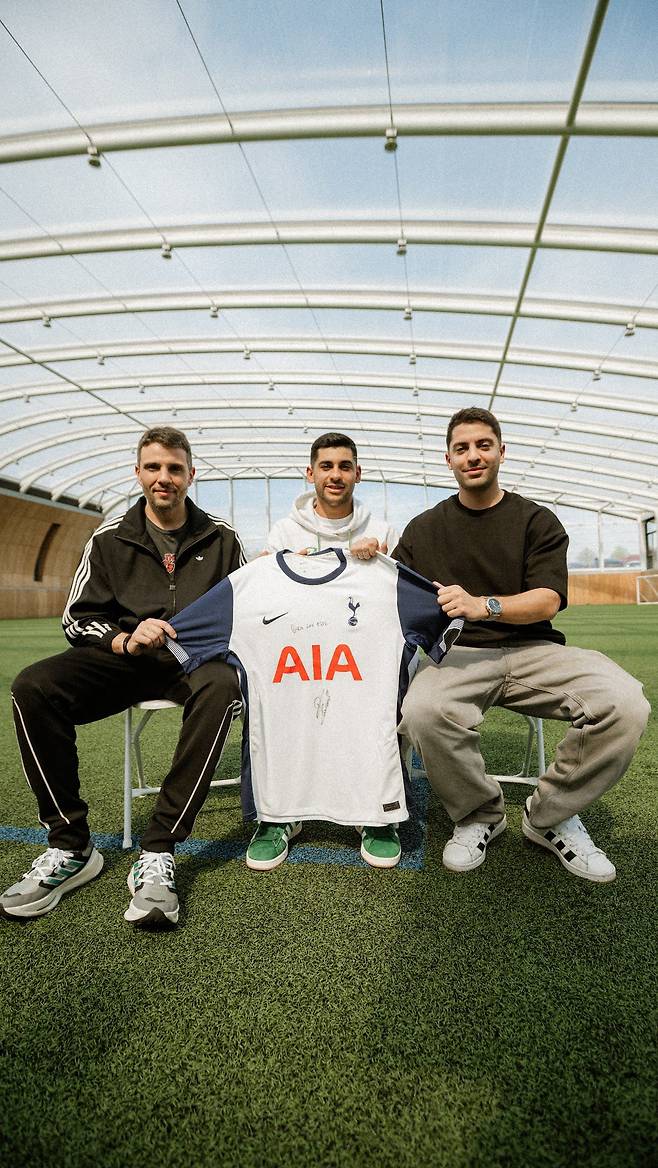 로메로가 22일(한국시간) 아르헨티나 기자 가스톤 에둘과의 인터뷰에서 다음에 뛰고 싶은 리그로 최근 이적설이 불거진 스페인 라리가를 언급했다. 가스톤 에둘