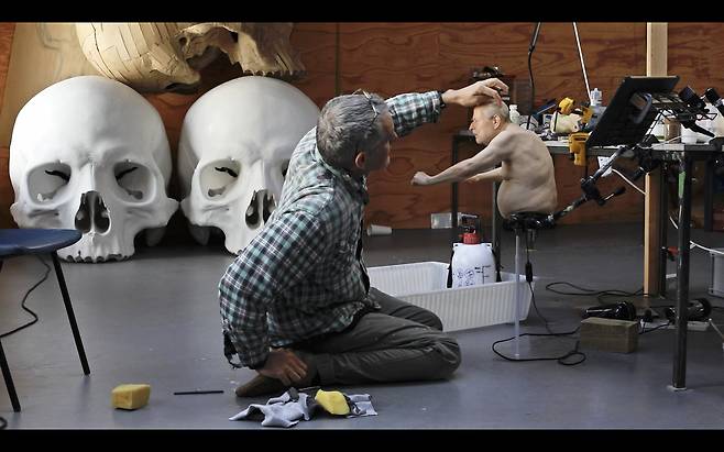 치킨 / 맨, 고티에 드블롱드 각본 및 감독, 2019 - 2025, HD 영화, 13분. ⓒ 고티에 드블롱드