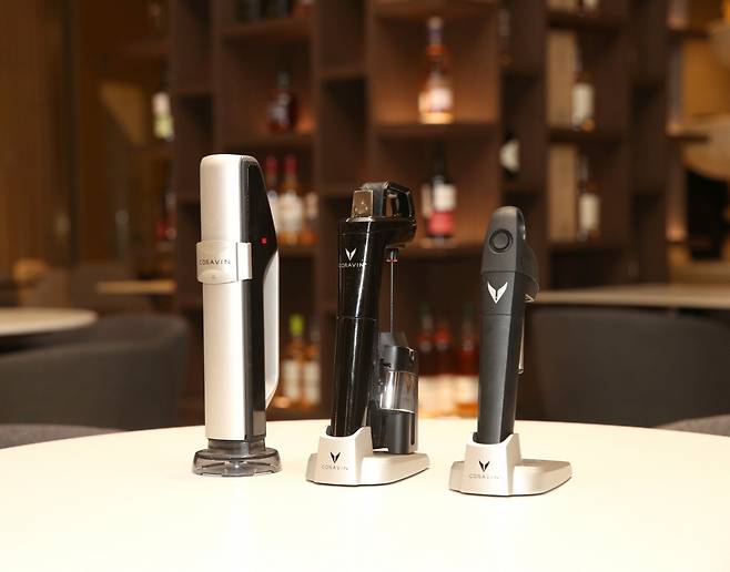 코라빈 3종(왼쪽부터 스파클링 타임리스 피봇).(아영FBC 제공)