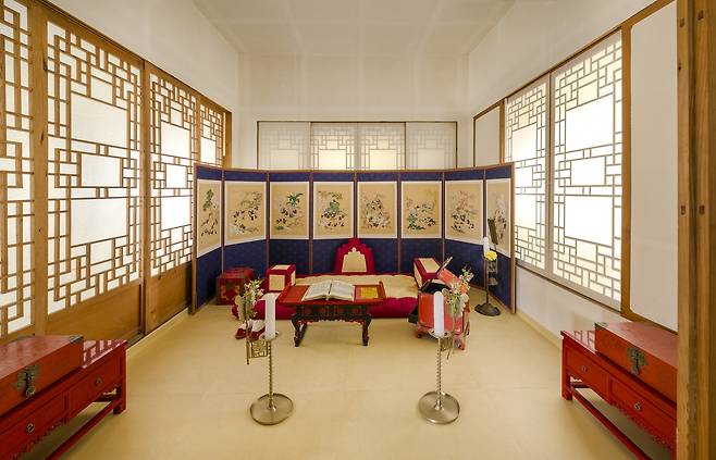 왕비의 생활상을 재현한 전시실(국가유산청 제공)