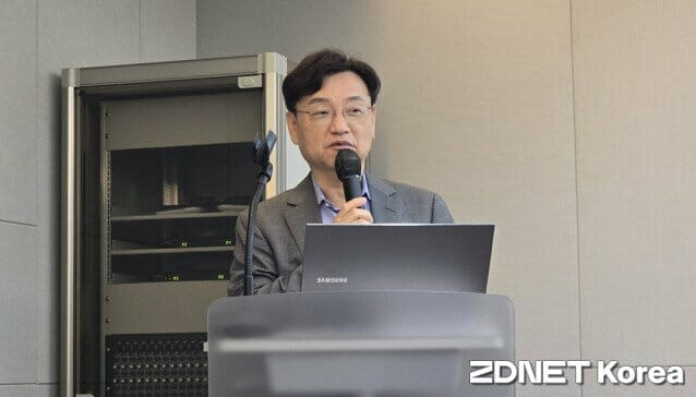박성호 한국인터넷기업협회(인기협) 회장이 23일 열린 기자간담회에서 인삿말을 하고 있다.