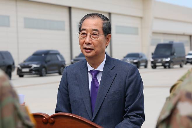 한덕수 대통령 권한대행 국무총리가 23일 경기도 평택시에 위치한 캠프 험프리스를 찾았다./총리실 제공