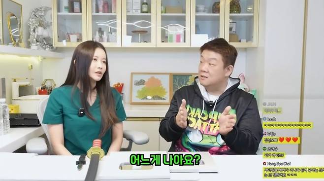 여자는휜게좋아요직진형이좋아요4.jpg 여자는 휜게 좋아요? 직진형이 좋아요?.jpg 휘어있는 고추가 좋아요 ? 직선인 고추가 좋아요 ?