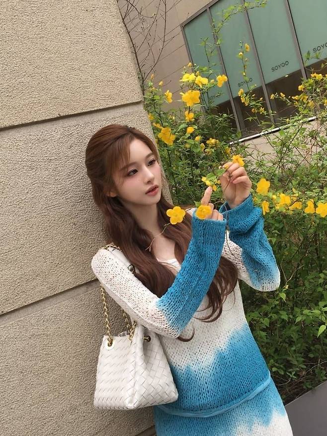 설윤 보테가베네타