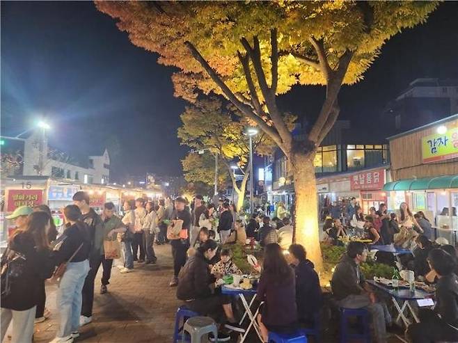 월화거리야시장 모습. 강릉시 제공