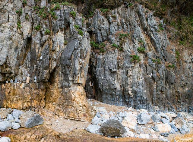 외부에서 바라본 협곡의 모습.