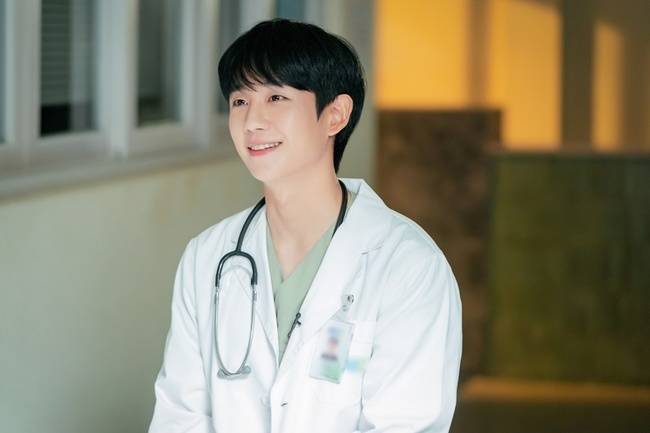 ㈜FNC스토리 제공