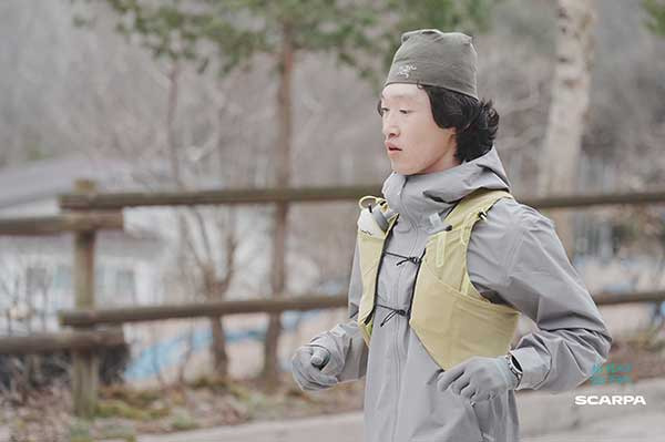장수트레일레이스 38K 팔공산 코스를 달리는 필자.