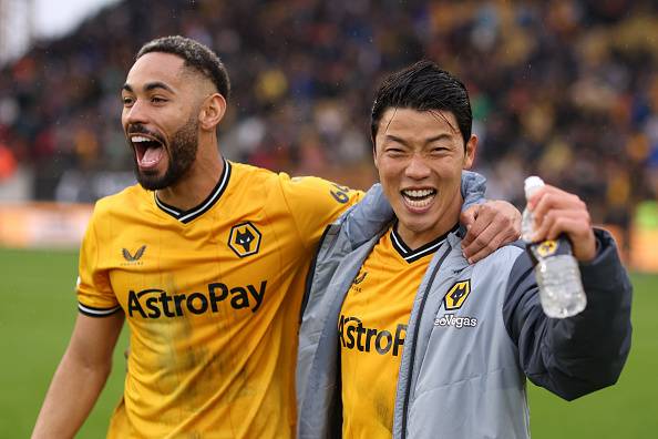 울버햄프턴 황희찬(오른쪽)과 마테우스 쿠냐. Getty Images