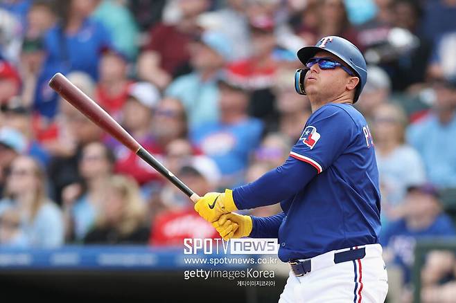 ▲ 메이저리그 통산 200홈런 이상을 기록한 피더슨은 올해 이해하기 어려운 난조에 빠져 있다