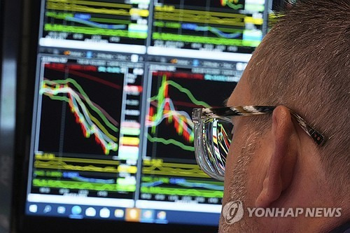 뉴욕 증권거래소 전광판 [AP 연합뉴스 자료사진. 재판매 및 DB 금지]
