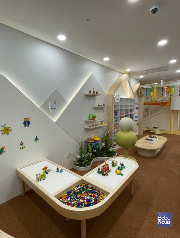 숲속 레고마을, 숲속 화가마을. ⓒ중랑구육아종합지원센터