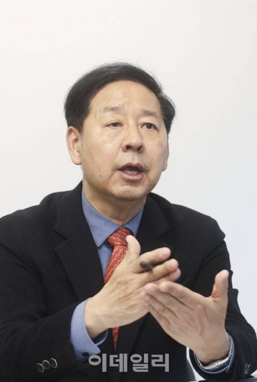 구윤철(60) 전 국무조정실장이 지난 22일 서울 중구 통일로 KG타워에서 이데일리와 인터뷰를 하고 있다.(사진=이영훈 기자)