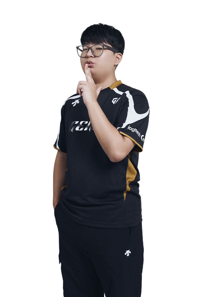 황세종은 2025 FSL 스프링 G조 패자전서 BNK 피어엑스 ‘디케’ 강무진에 1-2로 패했다. 황세종은 패자전 패배로 G조 첫 탈락자가 됐다. 사진 | 넥슨