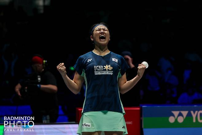 전영오픈에서 우승한 뒤 포효하고 있는 안세영. 사진제공=대한배드민턴협회