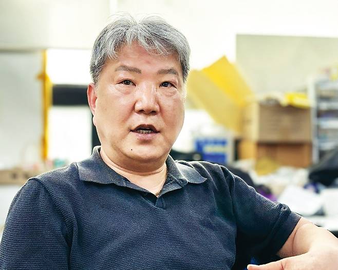 동대문구 의류봉제산업연합회 이사로 활동 중인 모티브에스엠 채규준 대표.