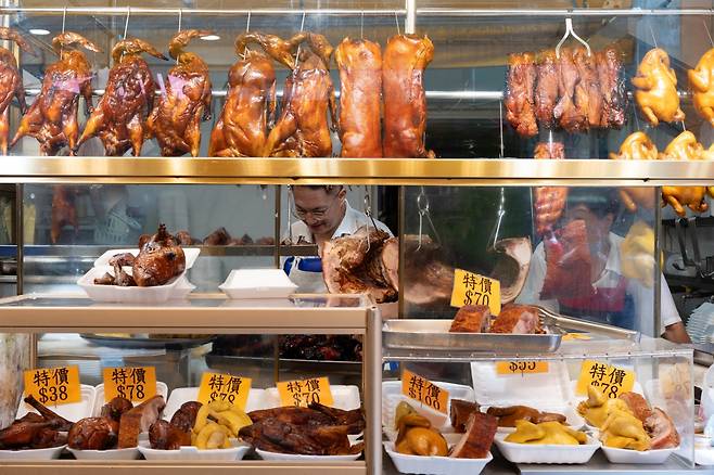 홍콩 길거리에서 흔히 볼 수 있는 바비큐 요리들 ⓒ백종현