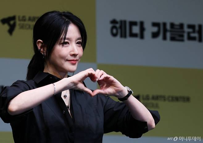 배우 이영애가 오는 25일 SBS 파워FM '김영철의 파워 FM'에 출연해 5년 만에 라디오 청취자들을 만난다. /사진=머니투데이 DB