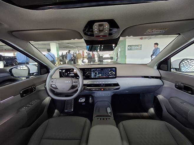 기아 EV4 실내 1열 [김성우 기자]