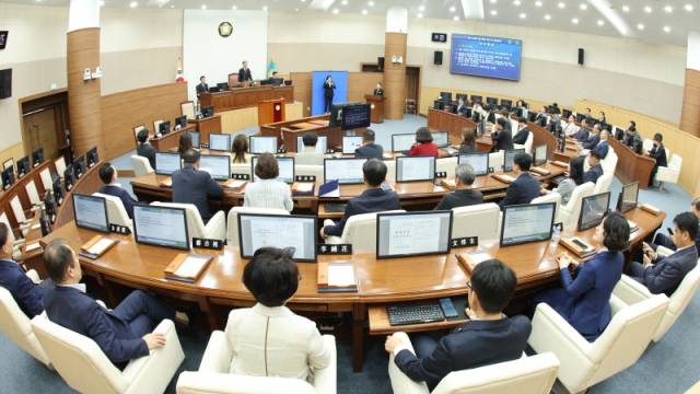 ▲창원특례시의회 제142회 임시회 모습. ⓒ창원시의회