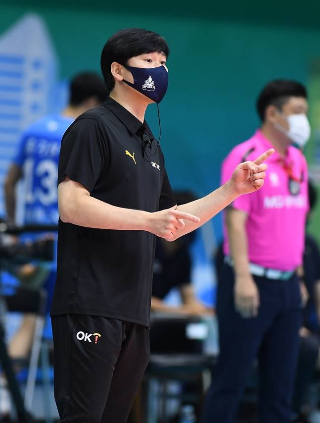 석진욱 감독. /사진=한국배구연맹 제공