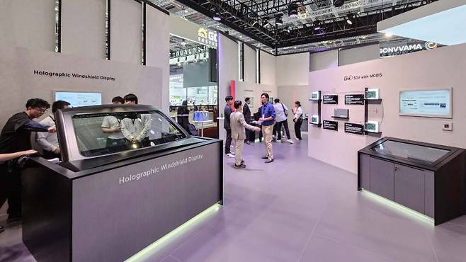 '오토상하이 박람회 장 내 현대모비스 부스' 사진=한국자동차 기자협회 출장단