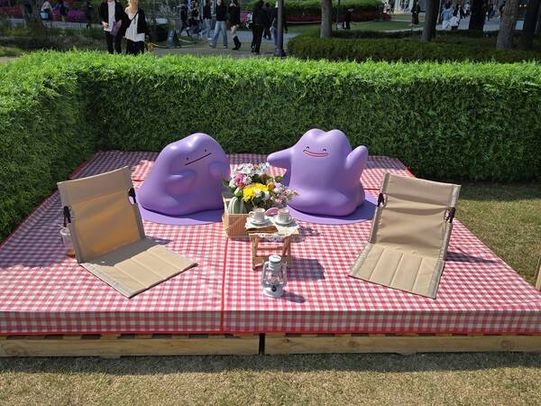 - 산뜻하게 피크닉 메타몽으로 시작