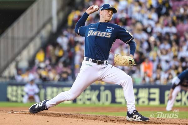 NC 다이노스 투수 라일리 톰슨이 24일 LG와의 원정 경기에서 호투하고 있다. 사진┃NC 다이노스 제공