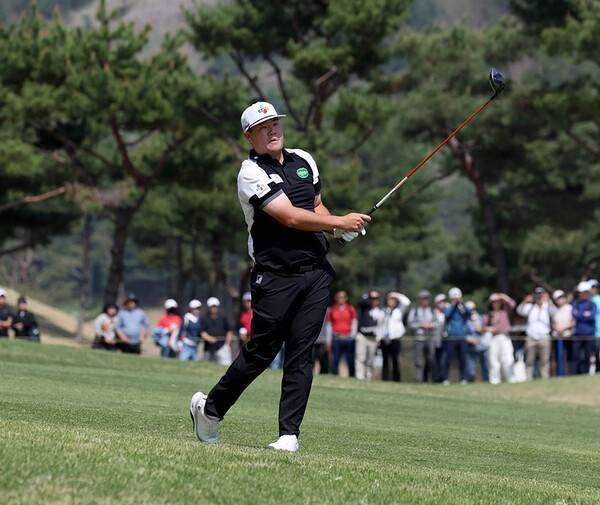 2025년 한국프로골프(KPGA) 투어 우리금융 챔피언십에 출전한 임성재 프로가 1라운드에서 경기하는 모습이다. 사진제공=KPGA