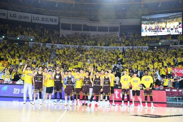 ‘농구에 미친 도시’ 창원은 대단히 뜨거웠다. 사진=KBL 제공