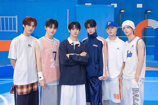 [서울=뉴시스] 그룹 '투어스'(TWS). (사진=플레디스엔터테인먼트 제공) 2025.04.09 photo@newsis.com *재판매 및 DB 금지