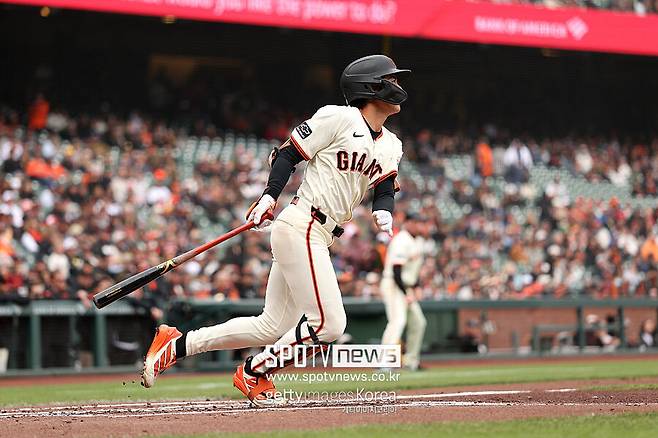 ▲ 지난 17일 발표된 타자 랭킹에서 TOP 10 제외로 논란을 일으켰던 이정후