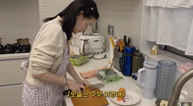 사진 I 유튜브 채널 ‘공부왕찐천재 홍진경’