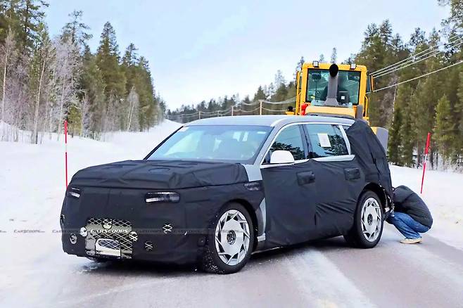 제네시스 GV90 스파이샷